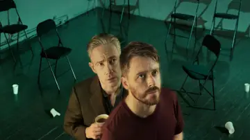 Задник до фільму "National Theatre Live: The Fifth Step" #770655