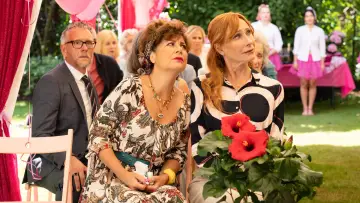 Задник до фільму "Plötzlich Schwester" #1205325