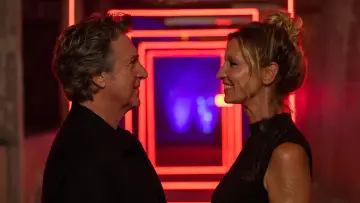 Задник до фільму "Дорослі іграшки" #781392