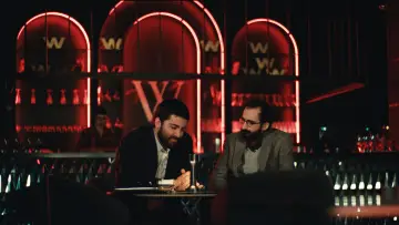 Задник до фільму "کمدی الهی" #540585