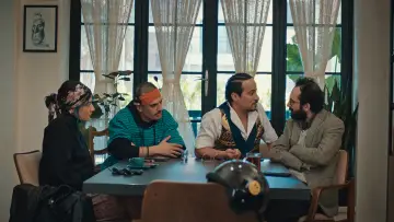 Задник до фільму "کمدی الهی" #540586