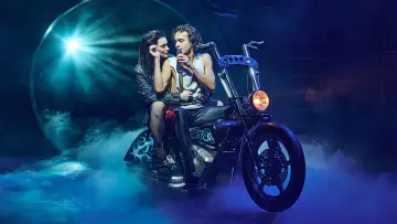 Задник до фильму"Bat Out of Hell: The Musical" #692074