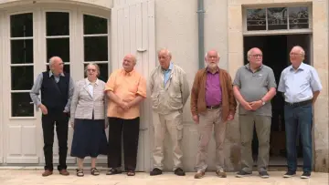 Задник до фільму "Papa, t