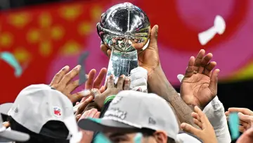 Задник до фильму"Super Bowl Champions: The 2024 Philadelphia Eagles" #980986