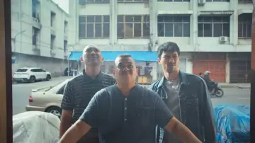 Задник до фильму"AIU-EO: Macam Betool Aja" #537252