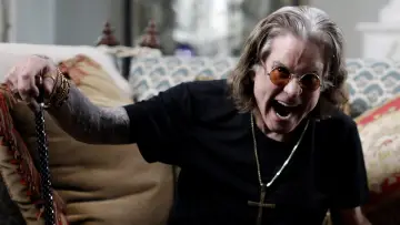 Задник до фільму "Sharon & Ozzy Osbourne: Coming Home" #1649657