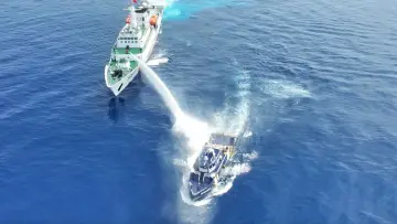 Задник до фильму"South China Sea: The Next Global Flashpoint?" #981649