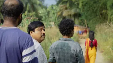 Задник до фильму"അവിഹിതം" #915024