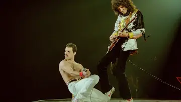 Задник до фільму "Queen Rock Montreal" #776228
