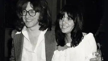 Задник до фильму"Peter Asher: Everywhere Man" #928104