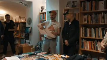 Задник до фильму"Jimmy Somerville, rebelle queer de la pop anglaise" #928269