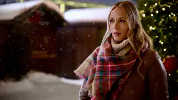 Задник до фильму"Melt My Heart This Christmas" #692443