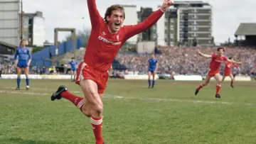 Задник до фильму"Kenny Dalglish" #810511
