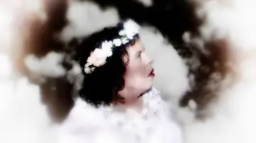Задник до фильму"השאלות של נעמי" #1172045