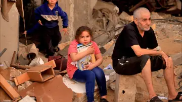 Задник до фильму"Inside Gaza" #1190718