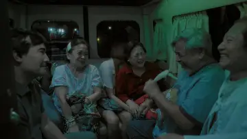 Задник до фильму"Everyone Knows Every Juan" #1140084