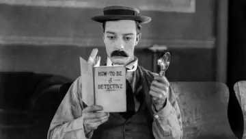 Задник до фильму"R.E.M x Buster Keaton
