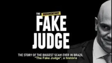 Задник до фильму"O Juiz Falso: A História de Uma Nação nas Mãos de um Psicopata" #1165088