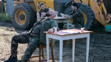 Задник до фильму"Pădurea este a mea" #977863