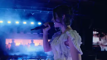 Задник до фильму"Apple Music Live: Gracie Abrams" #923894