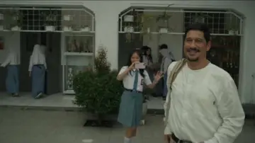 Задник до фильму"Belum Ada Judul" #866212