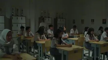 Задник до фильму"Belum Ada Judul" #866213