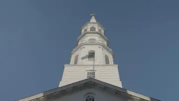Задник до фильму"The Sins of our Fathers: Race, Religion, and the Rise of Trump" #866149