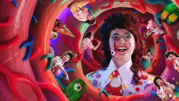 Задник до фільму "Sarah Squirm: Live + in the Flesh" #603695