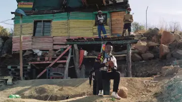 Задник до фильму"Let Them Be Seen" #572849