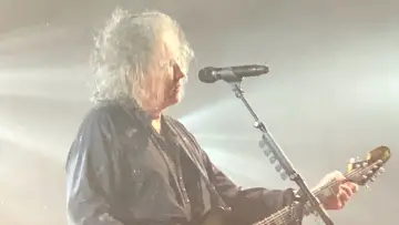 Задник до фильму"The Cure: The Show of a Lost World" #659422