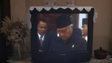Задник до фильму"Dilan ITB 1997" #798576