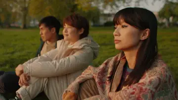 逆留 постер