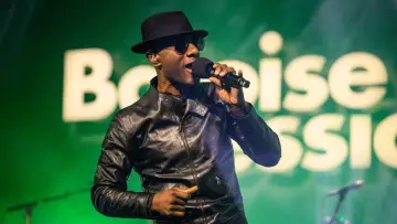 Задник до фільму "Aloe Blacc - Live at Baloise Session 2025" #1572646