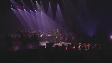 Задник до фільму "Marc Lavoine, le concert pop-symphonique à la Seine Musicale" #1527325