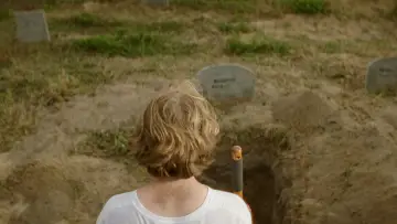 Задник до фільму "Blake Buried A Body" #1634466
