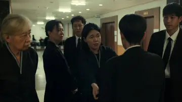 Задник до фільму "애도의 애도를 위하여" #919394