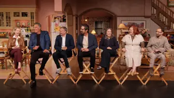 Задник до фільму "Everybody Loves Raymond: 30th Anniversary Reunion" #1569598