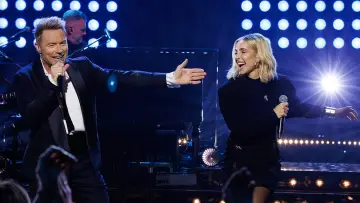 Задник до фильму"Ronan Keating & Friends: A New Year’s Eve Party" #543844