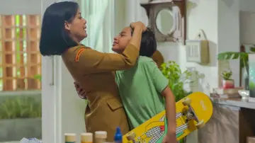 Задник до фільму "Yang Lain Boleh Hilang Asal Kau Jangan" #818592