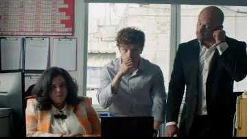 Задник до фільму "A Gangster