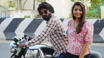 Задник до фільму "யார்ரா அந்த பையன் நான் தா அந்த பையன்" #1142121