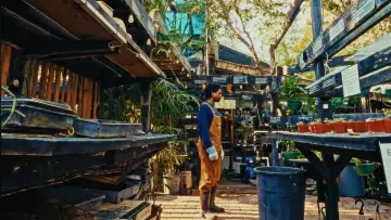 Задник до фильму"Her Yard" #936219
