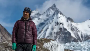 Задник до фильму"The Last First: Winter K2" #543300