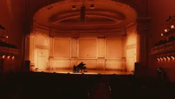 Задник до фильму"Cameron Winter at Carnegie Hall" #1184770