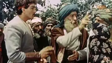 Задник до фильму"Bir Qalanın Sirri" #1181921