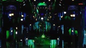 Задник до фильму"Jean-Michel Jarre - Live in Sevilla" #932290