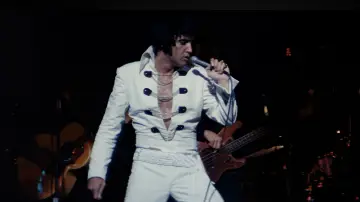 Задник до фильму"Elvis: A Life in Music" #542145