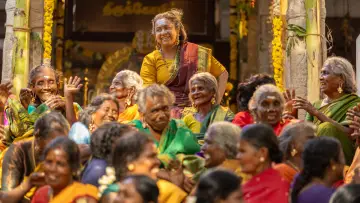 Задник до фильму"தாய் கிழவி" #536756