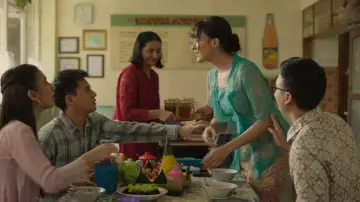 Задник до фільму "Ayah, Ini Arahnya Ke Mana, Ya?" #796687