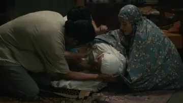 Задник до фільму "Ayah, Ini Arahnya Ke Mana, Ya?" #796699